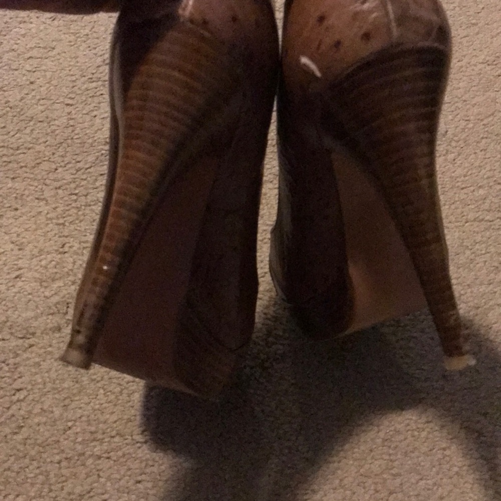 Stuart Weitzman heels - Picture 5 of 6